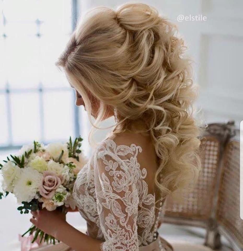Blonde Hair Stylin
